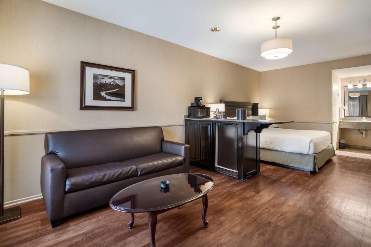 Best Western Corona Hotel & Suites Εξωτερικό φωτογραφία