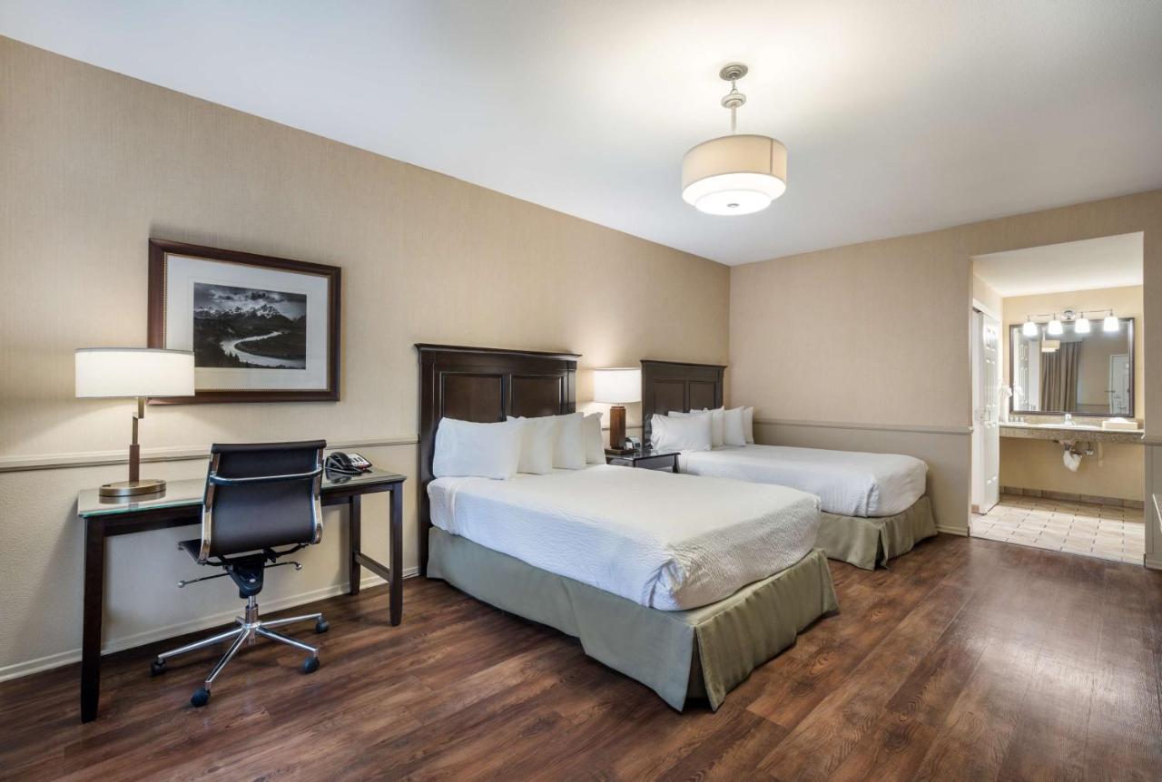 Best Western Corona Hotel & Suites Εξωτερικό φωτογραφία