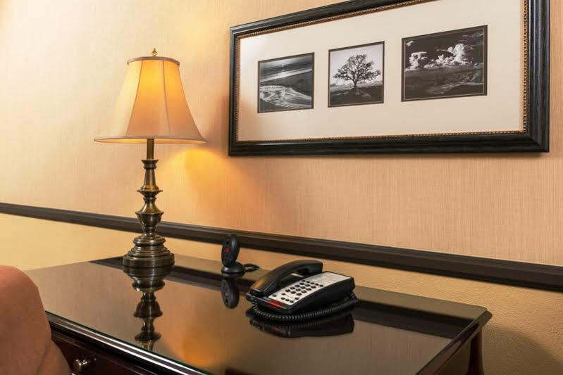 Best Western Corona Hotel & Suites Εξωτερικό φωτογραφία